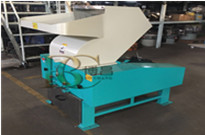 塑料薄膜強(qiáng)力破碎機(jī)廠(chǎng)家