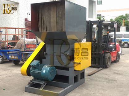 硬塑料破碎機(jī)